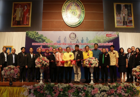 JOBBKK.COM ร่วมกับจัดหางานฉะเชิงเทรา จัดมหกรรมสร้างงาน สร้างอาชีพ เฉลิมพระเกียรติสถาบันพระมหากษัตริย์ เพื่อคนไทยมีงานทำ จ.ฉะเชิงเทรา