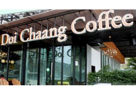 กาแฟดอยช้าง ปรับโฉมท้าชน ขยายเพิ่ม 100 สาขาสู้ศึกปีแพะ