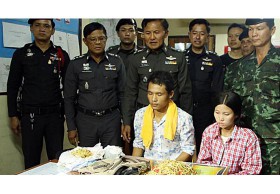 รวบคาด่าน! 2พม่าหอบทอง 5กก.ก่อนหนีพ้นชายแดน