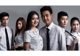 สวยหล่อแชร์ต่อด้วย! ประเดิมซูมชัดๆ 'เดือน-ดาวคณะ' แห่ง ม.รังสิต เจิด ที่แรกแจ่มป่ะ