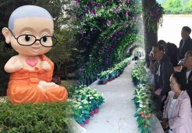 สิบกว่าองศาน่าไปมากๆ! 10 ข้ออลังการ “เทศกาลสวดมนต์ข้ามปี สวัสดีความสุข” ไร่เชิญตะวัน จ.เชียงราย