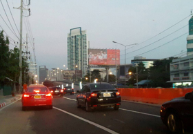 ปิดสะพานรัชโยธิน 24 ชม.  ติดหนักทุกเส้นทาง