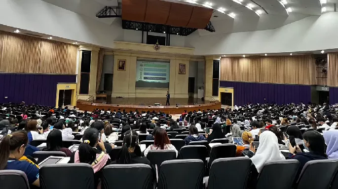 JOBBKK.COM บรรยายพิเศษ เตรียมความพร้อมนักศึกษาก่อนอออกสู่การปฏิบัติงานสหกิจศึกษา มหาวิทยาลัยวลัยลักษณ์